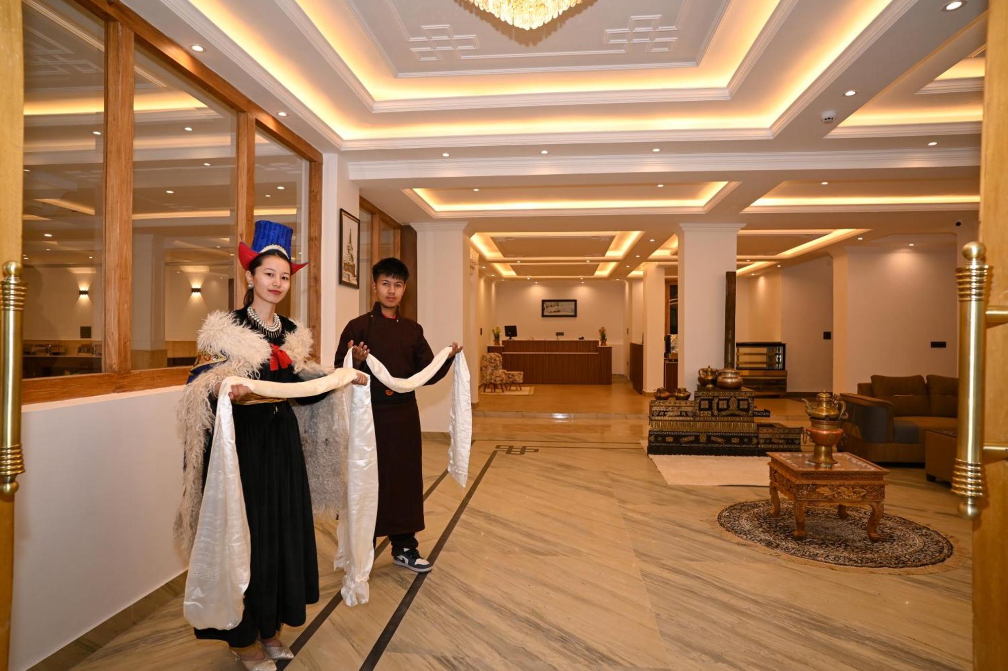 Hotel Ladakh Hills Leh Buitenkant foto